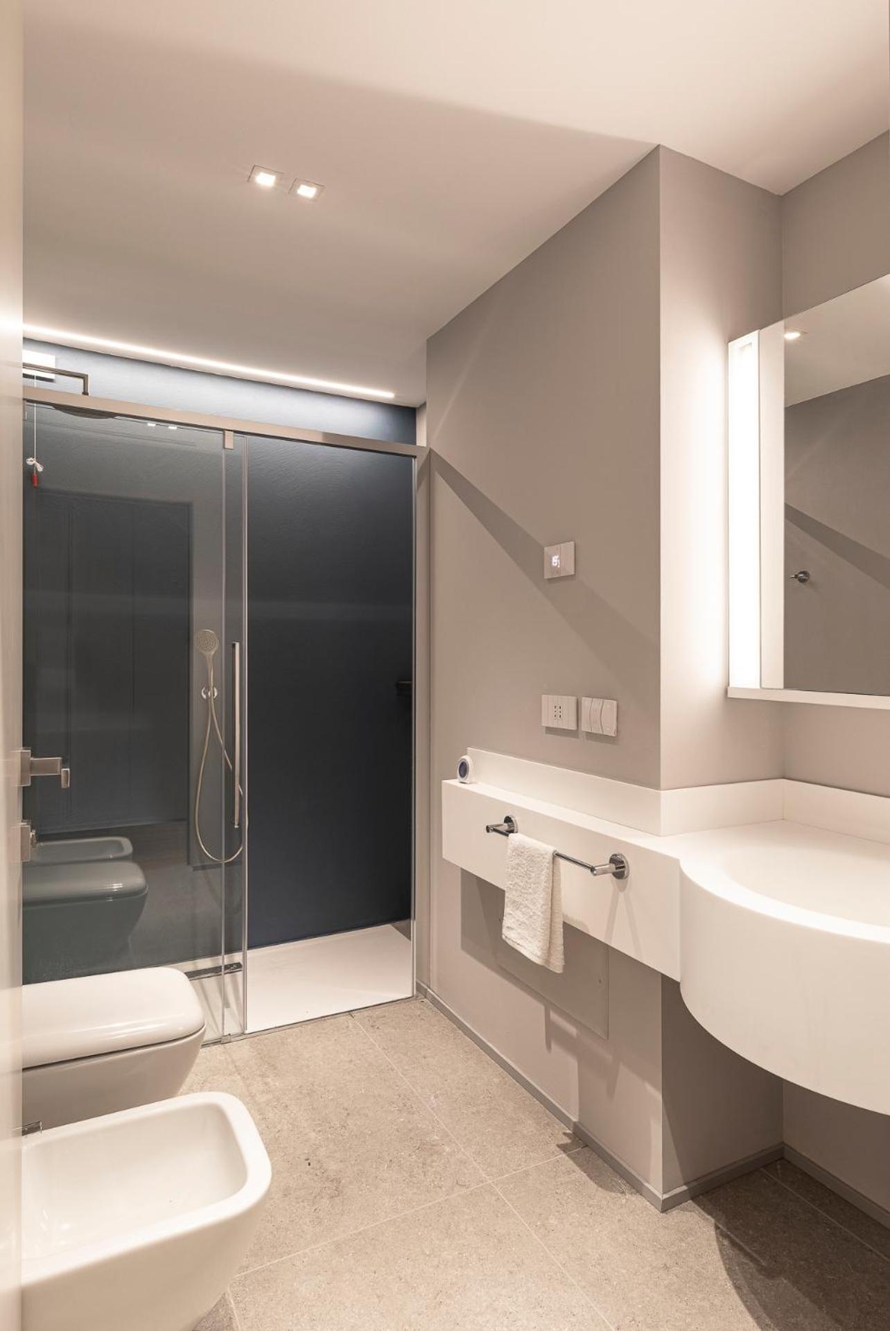 Torre Milano Luxury Suite Gym-Pool&Rooftop المظهر الخارجي الصورة
